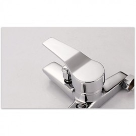 Bathroom Wall Mounted Soild Brass Chrome Finish Bathtub Tap with Hand Shower Set