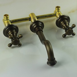 Bathroom Sink Faucet In Antique Inspired Designed (Polished Brass Finish)