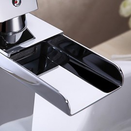 Bathroom Sink Faucet In Modern Style Single Handle Waterfall Bathroom Sink Faucet (Chrome Finish)