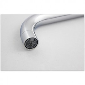 Deck Mounted Soild Brass Chrome Finished Rotatable Spout Single Handle Single Hole Cold And Hot Water Tap Kitchen Tap